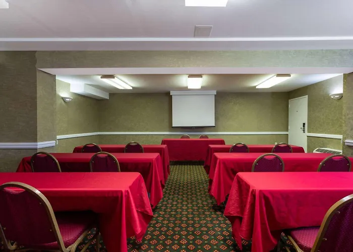 Ramada By Wyndham Altamonte Springs Near I-4