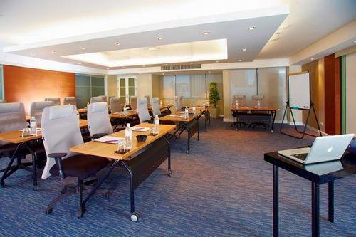 Hotel Ramada By Wyndham Near I-4 Altamonte Springs